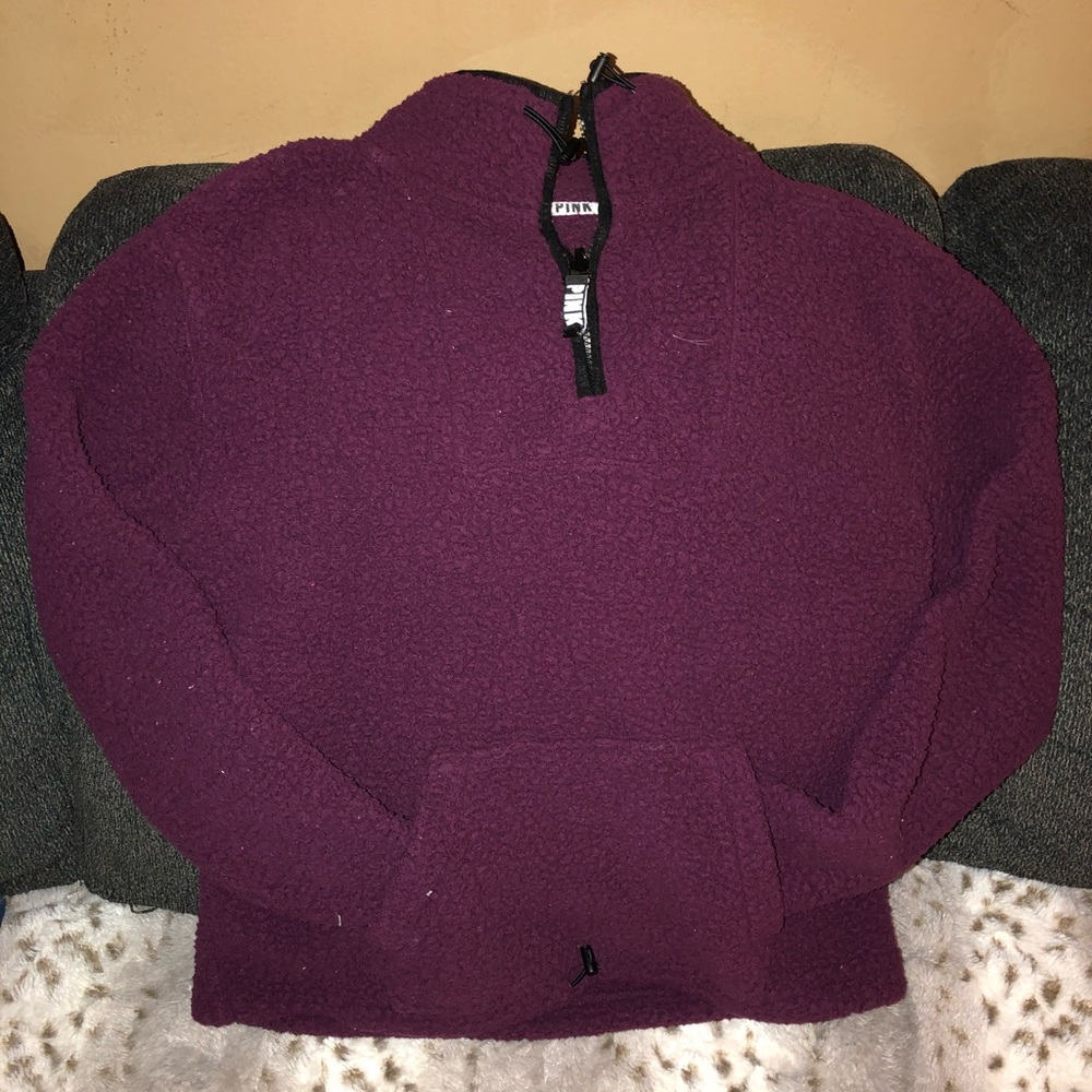 VS Fluffy sweater